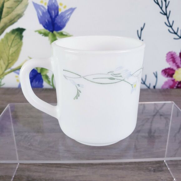 Arcopal France Odessa Coffee Mug Cup 8 Oz. Floral Design - Picture 1 of 6